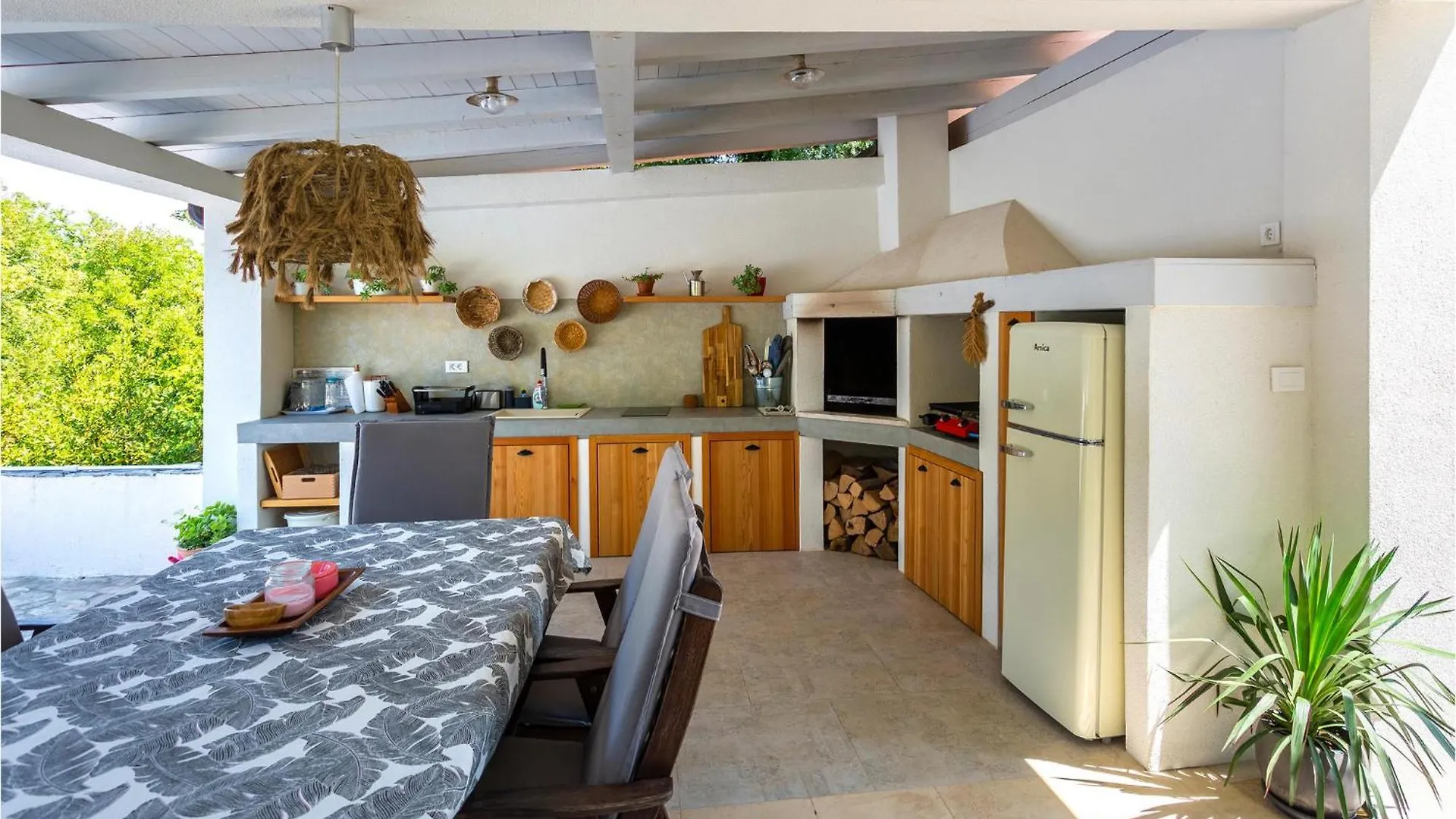 Amazing Home In Malinska With Kitchen Croatia