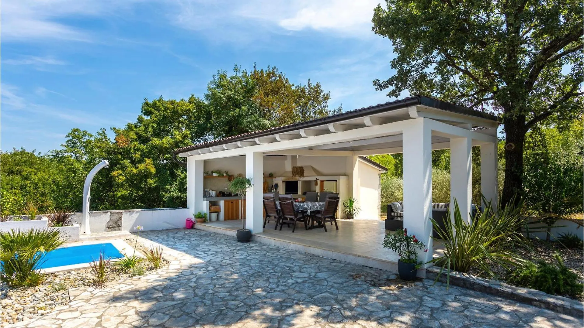 Amazing Home In Malinska With Kitchen Croatia